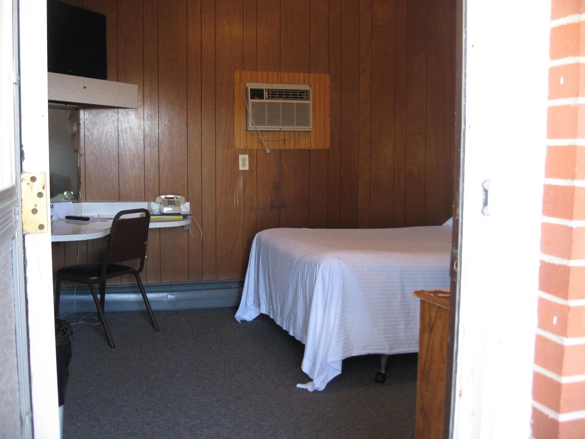 Magnuson Hotel Wauseon Exterior photo